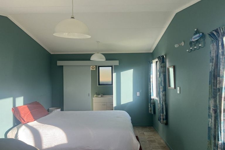 Photo of property in 66 Park Avenue, Waitarere Beach, Levin, 5510