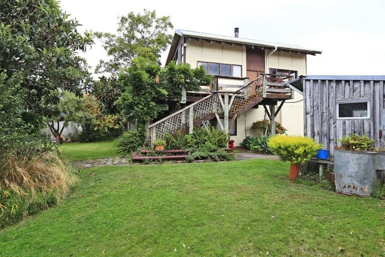 Photo of property in 66 Gillies Crescent, Waimarama, Havelock North, 4294