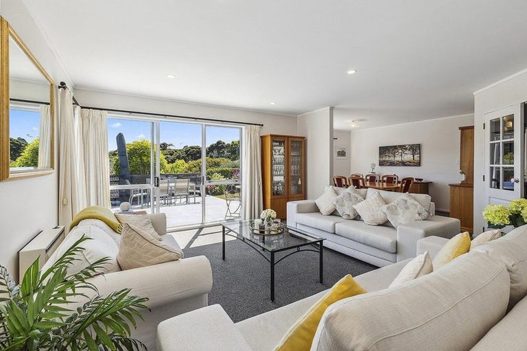 Photo of property in 2 Musket Lane, Whitby, Porirua, 5024