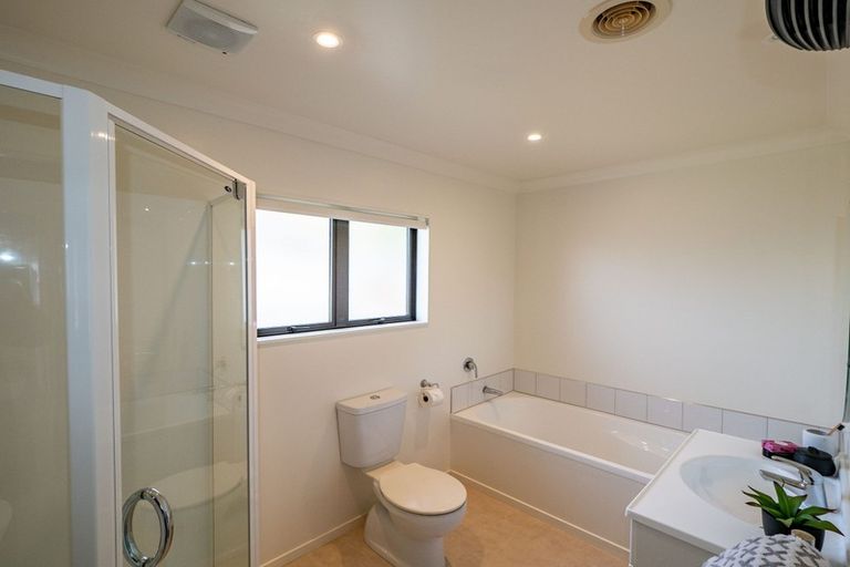 Photo of property in 7 Moston Grove, Churton Park, Wellington, 6037