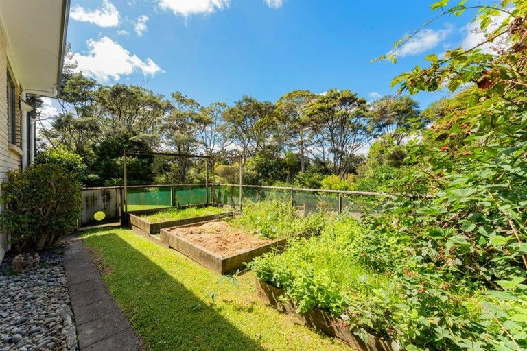 Photo of property in 41 Cloverfields Drive, Waimauku, 0812