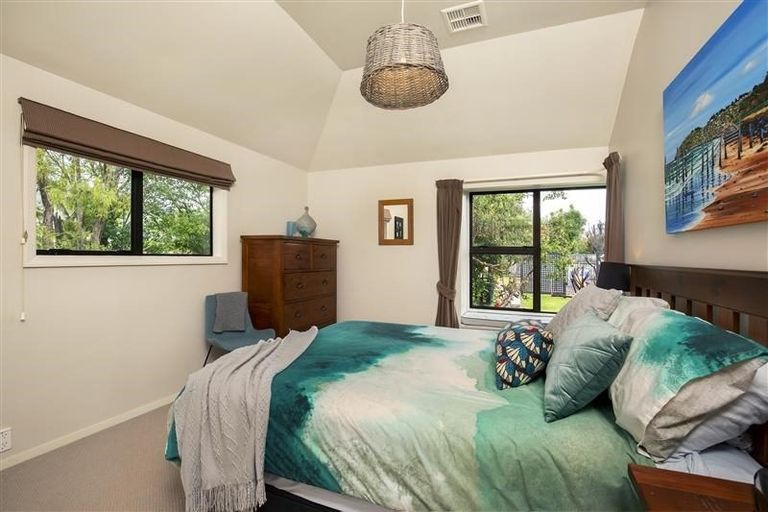 Photo of property in 72 Bateup Road, Richmond, 7020