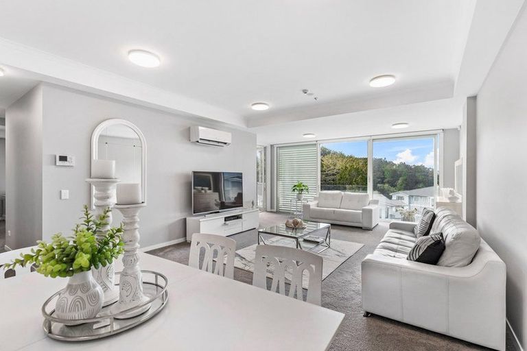 Photo of property in 170 Landmark Terrace, Orewa, 0931