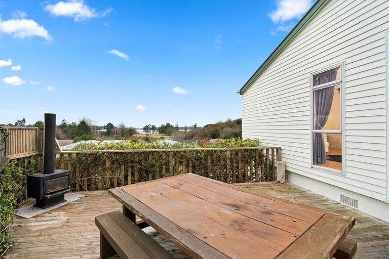 Photo of property in 41 Dingadee Street, Welcome Bay, Tauranga, 3112