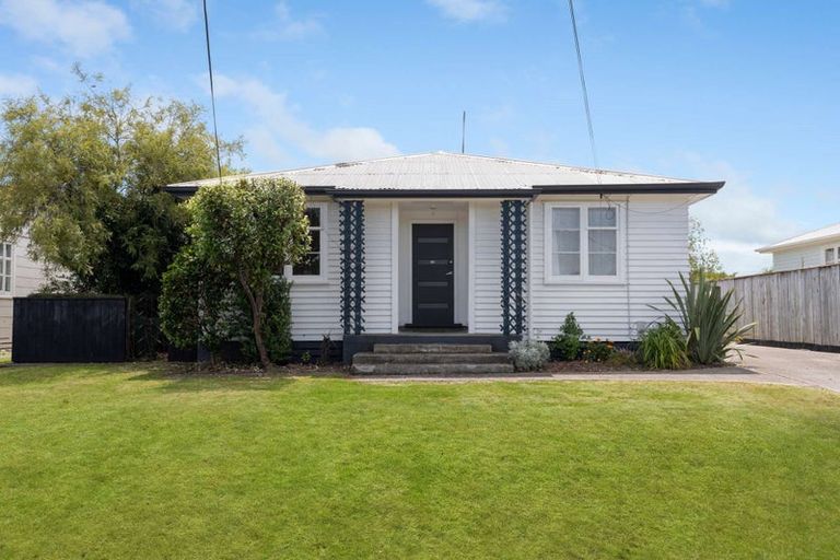 Photo of property in 19 Taylor Avenue, Feilding, 4702