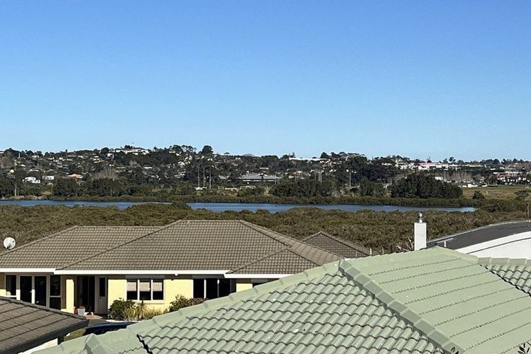 Photo of property in 53 Kath Hopper Drive, Orewa, 0931