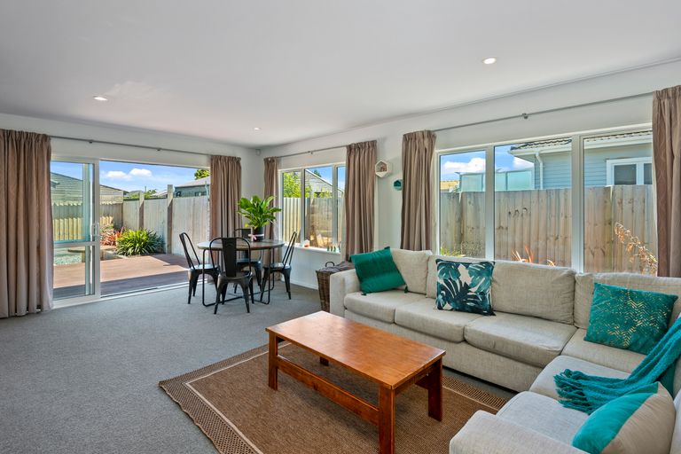 Photo of property in 32 Sinclair Street, New Brighton, Christchurch, 8083