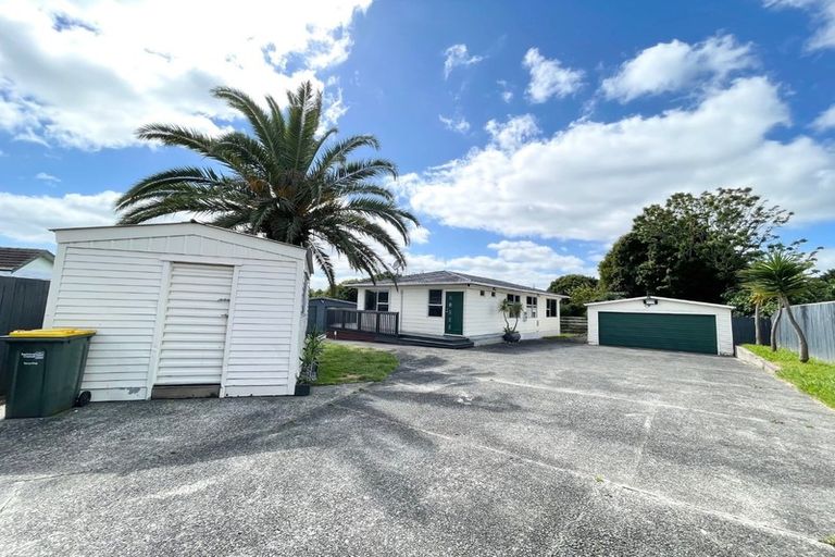 Photo of property in 8 Frostbite Place, Ranui, Auckland, 0612