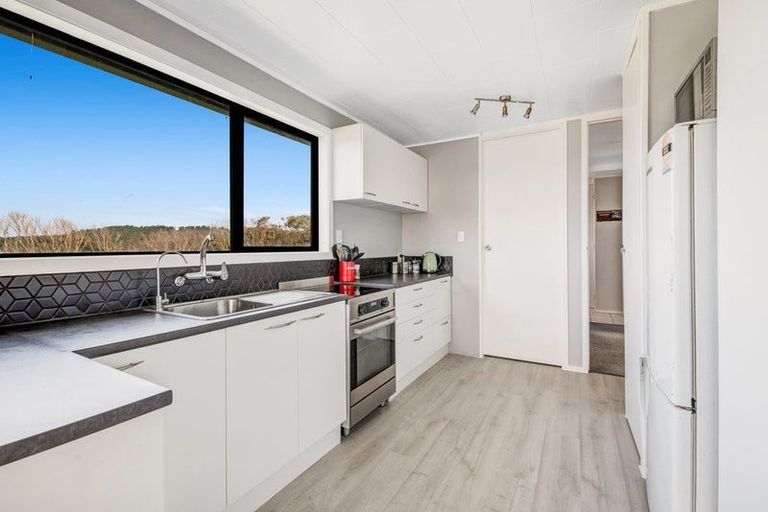 Photo of property in 211 Wilson Road, South Head, Helensville, 0874