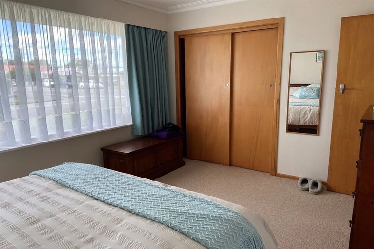 Photo of property in 24 Kent Street, Levin, 5510