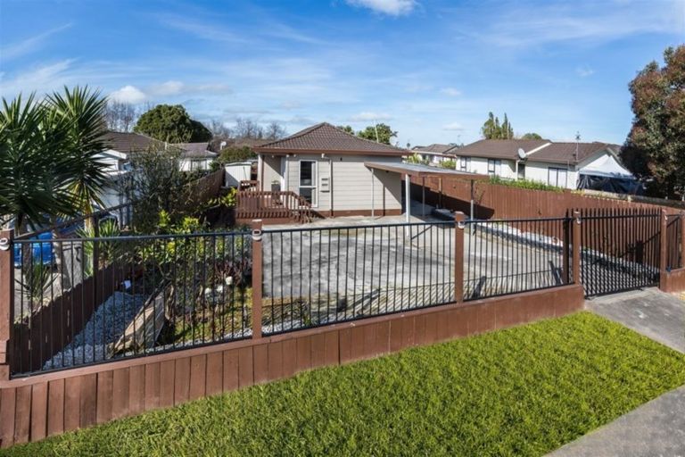 Photo of property in 3/66 Palmers Road, Clendon Park, Auckland, 2103