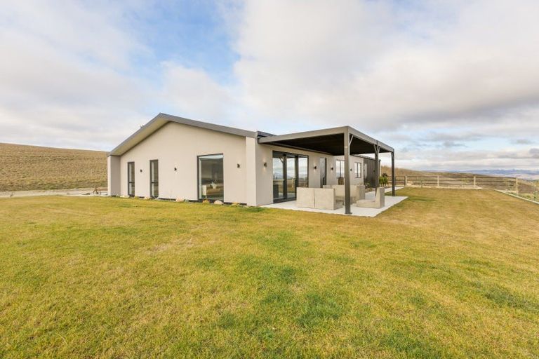 Photo of property in 370 Nelsen Ridge Road, Waikerikeri, Alexandra, 9393
