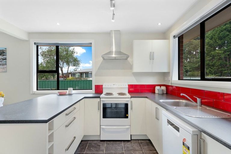 Photo of property in 37 Viscount Road, Waldronville, Dunedin, 9018