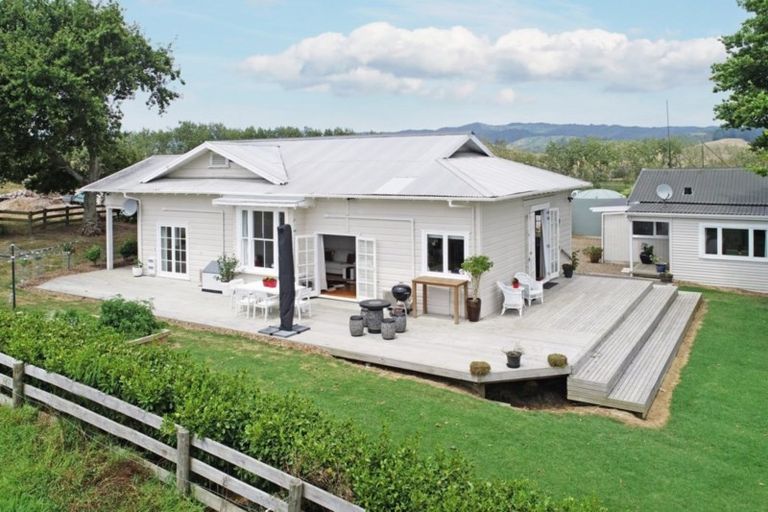 Photo of property in 521 Clevedon Kawakawa Road, Clevedon, 2585