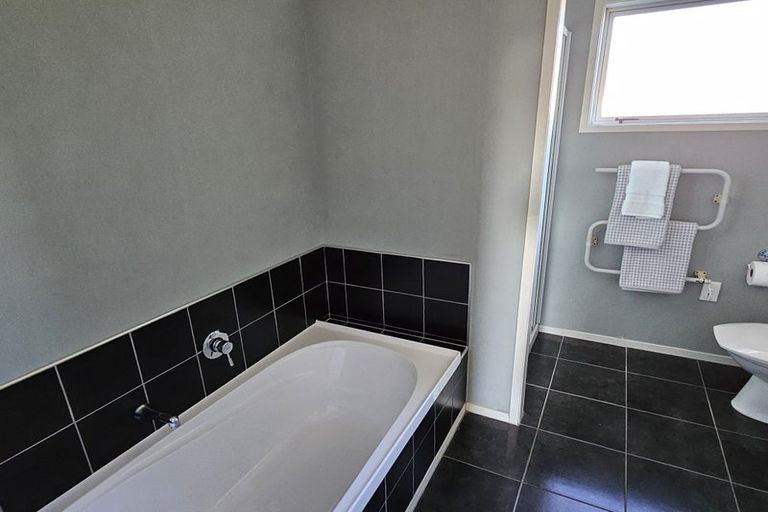 Photo of property in 22a Marlborough Street, Feilding, 4702