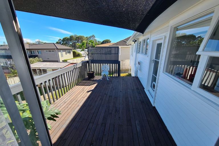 Photo of property in 1/23 William Souter Street, Forrest Hill, Auckland, 0620