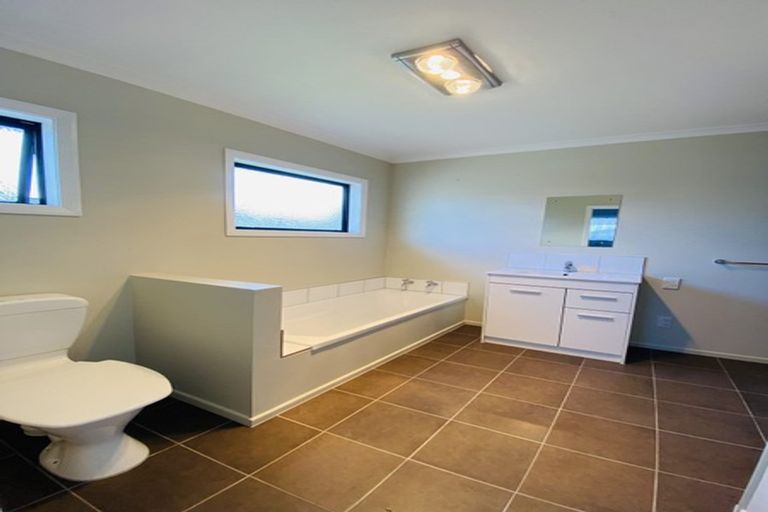 Photo of property in 27 Palm Avenue, Stoke, Nelson, 7011