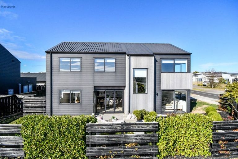 Photo of property in 33 Jutland Road, Pukekohe, 2120