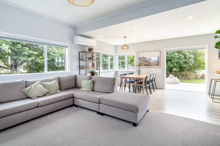 Photo of property in 19 Humphries Street, Greytown, 5712