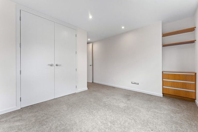 Photo of property in 21a Macleans Road, Bucklands Beach, Auckland, 2014