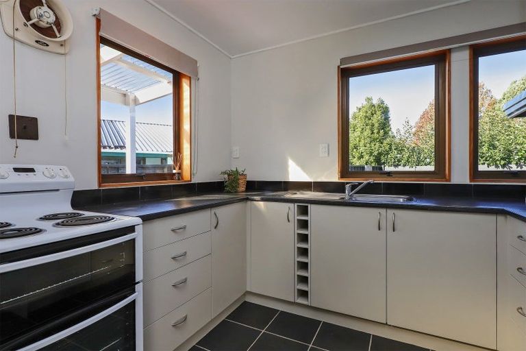 Photo of property in 31a Neeve Road, Taradale, Napier, 4112