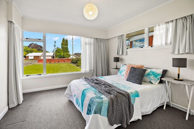 Photo of property in 35 Hillcrest Road, Hillcrest, Hamilton, 3216