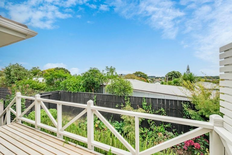 Photo of property in 19a Ruru Street, Waikanae, 5036