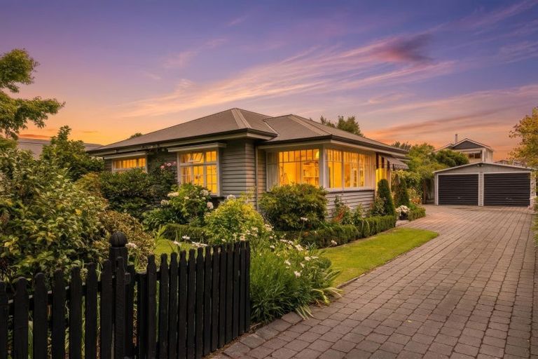 Photo of property in 37 Gosset Street, St Albans, Christchurch, 8014