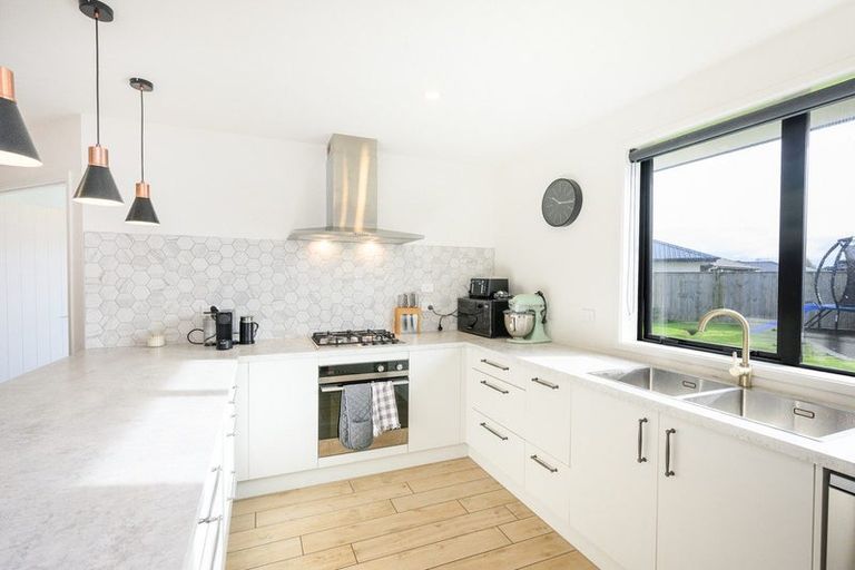 Photo of property in 34 Oldfield Lane, Marton, 4710