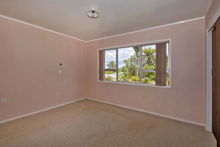 Photo of property in 62 View Road, Hikurangi, 0114