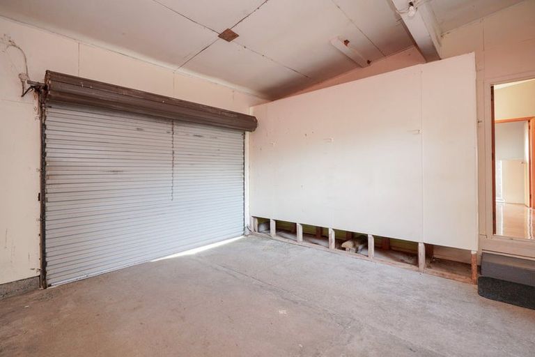 Photo of property in 49 Ferry Road, West Plains, Invercargill, 9879