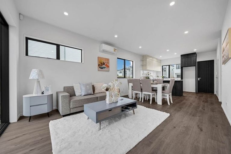 Photo of property in 50 Opoka Street, Papakura, 2110