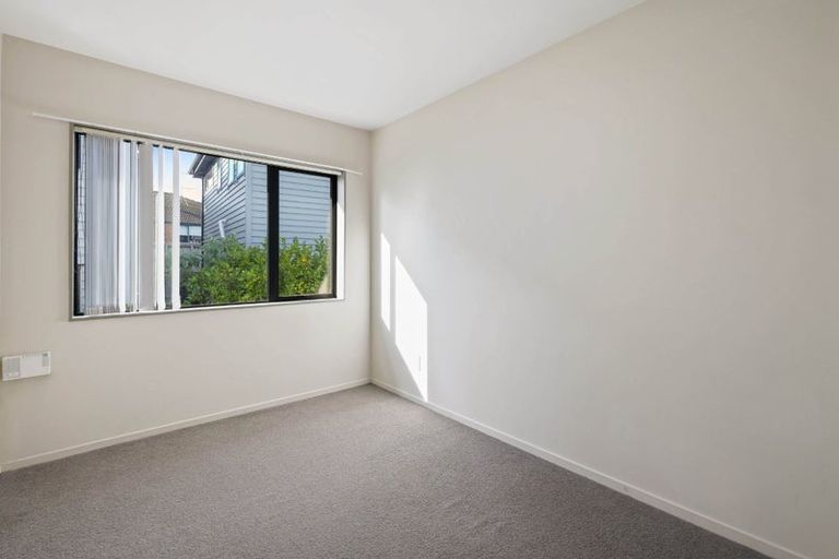 Photo of property in 55b Simpson Road, Ranui, Auckland, 0612