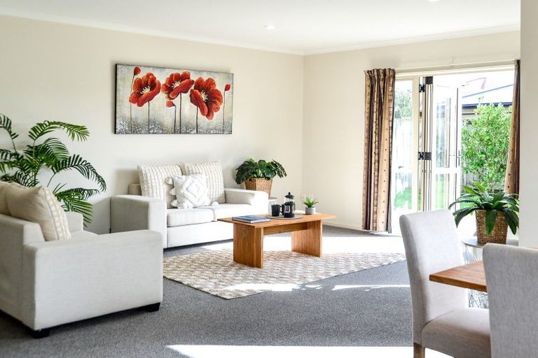 Photo of property in 2 Wentworth Drive, Rototuna North, Hamilton, 3210