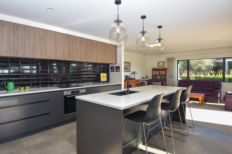 Photo of property in 5 Pukeko Lane, Carterton, 5713