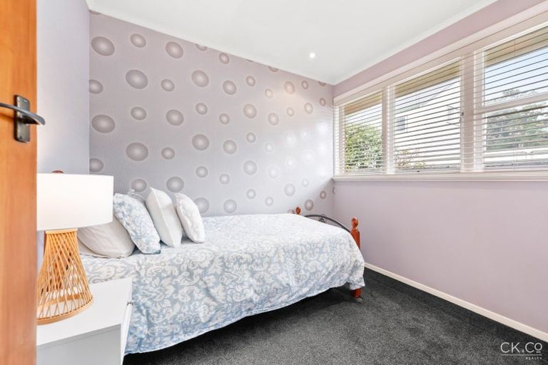 Photo of property in 4 Lockett Street, Waterloo, Lower Hutt, 5011
