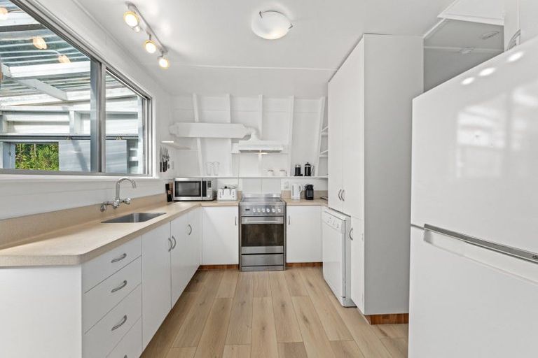 Photo of property in 14 Arthur Crescent, Waikawa, Picton, 7220