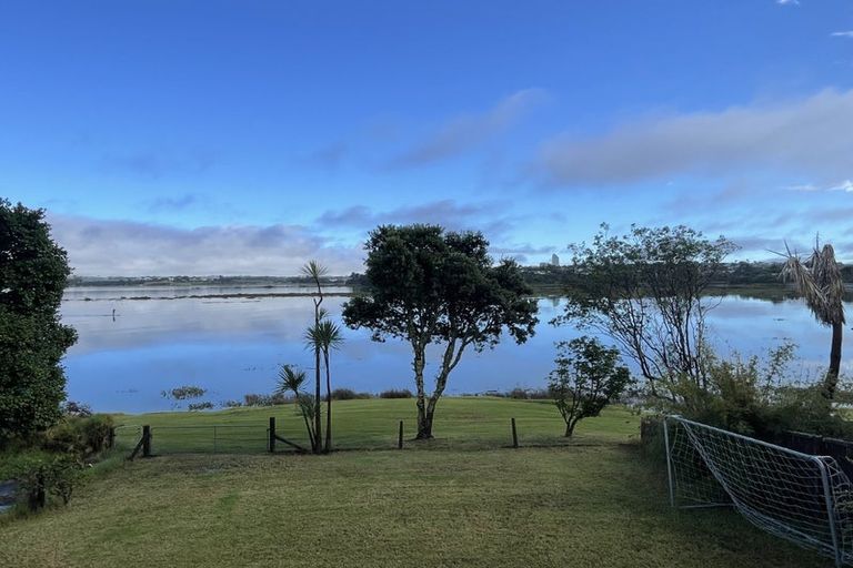 Photo of property in 99 Beresford Street, Bayswater, Auckland, 0622