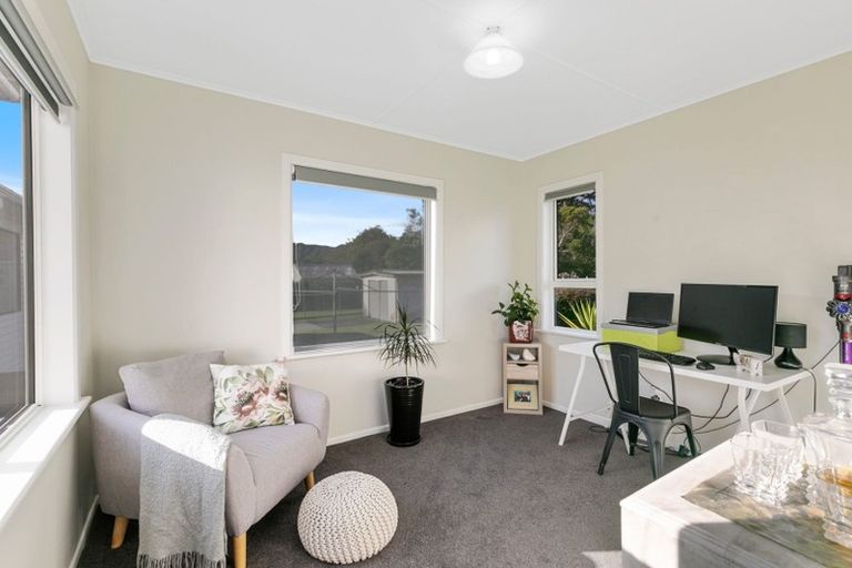 Photo of property in 36 Westminster Road, Wainuiomata, Lower Hutt, 5014