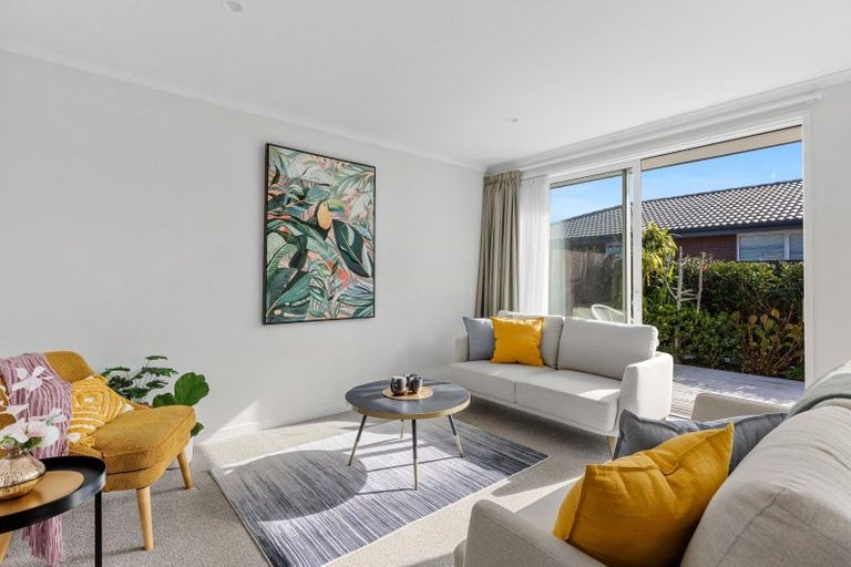 Photo of property in 28a Elizabeth Street, Orewa, 0931