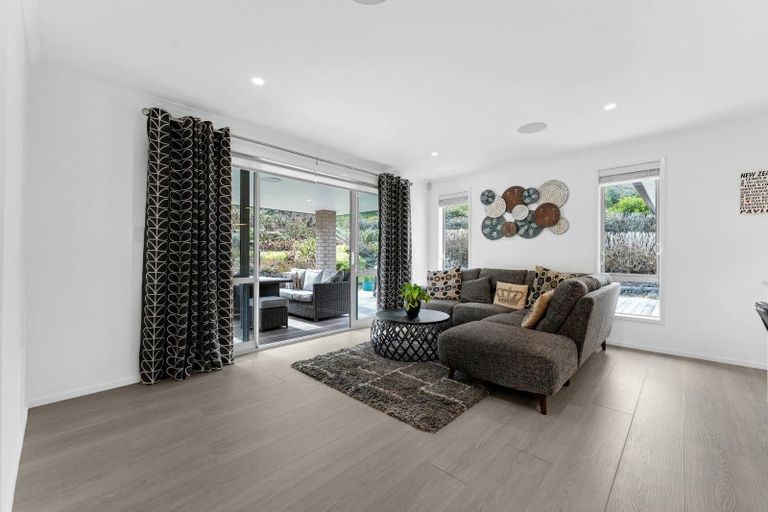 Photo of property in 2g Country Club Lane, Waiuku, 2123