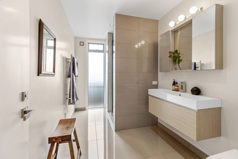 Photo of property in 85e Seatoun Heights Road, Seatoun, Wellington, 6022