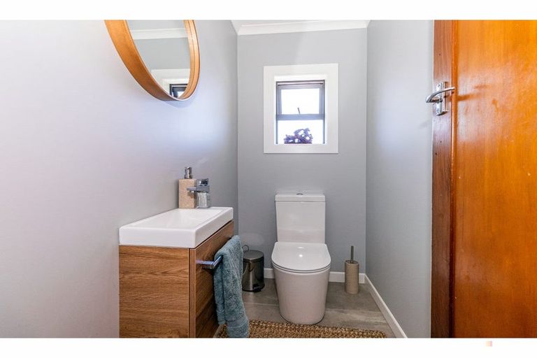 Photo of property in 3 Price Street, Waimate, 7924