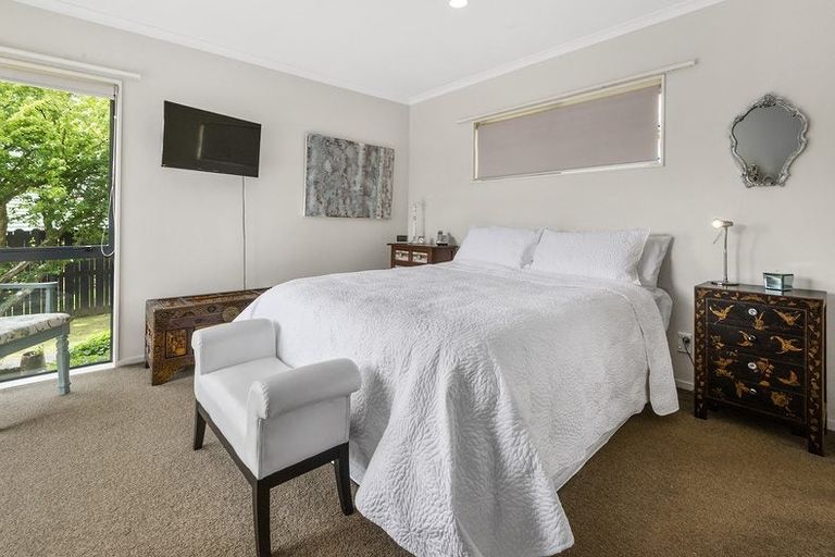 Photo of property in 23 Cottesmore Place, Huntington Park, Auckland, 2013