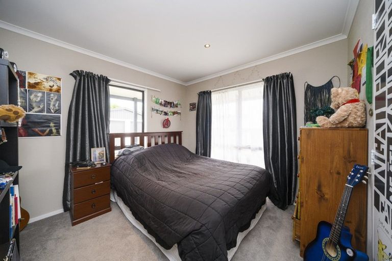 Photo of property in 9 Cargill Grove, Kelvin Grove, Palmerston North, 4414