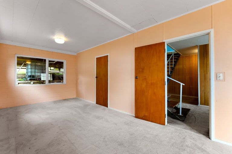 Photo of property in 39 Neptune Avenue, Beach Haven, Auckland, 0626