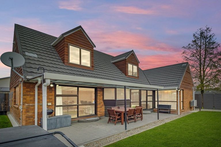 Photo of property in 181 Amberley Avenue, Highbury, Palmerston North, 4412