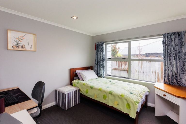 Photo of property in 7 Galea Grove, Kelvin Grove, Palmerston North, 4414