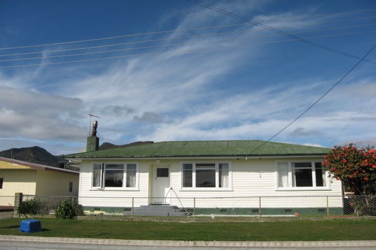 Photo of property in 178 Abel Tasman Drive, Takaka, 7183