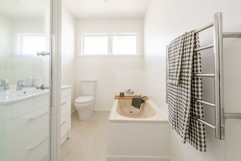 Photo of property in 19 Santa Rosa Avenue, Halswell, Christchurch, 8025